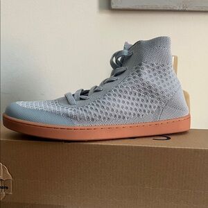 NIB Suava The Legacy Sneakers Size 10